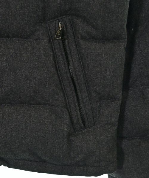 MONCLER（モンクレール）ダウンジャケット/ダウンベスト グレー サイズ:1(S位) メンズ/2200623120026