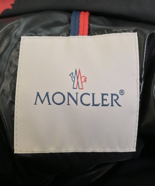 MONCLER（モンクレール）ダウンジャケット/ダウンベスト 黒 サイズ:2(M位) メンズ/2200627740022