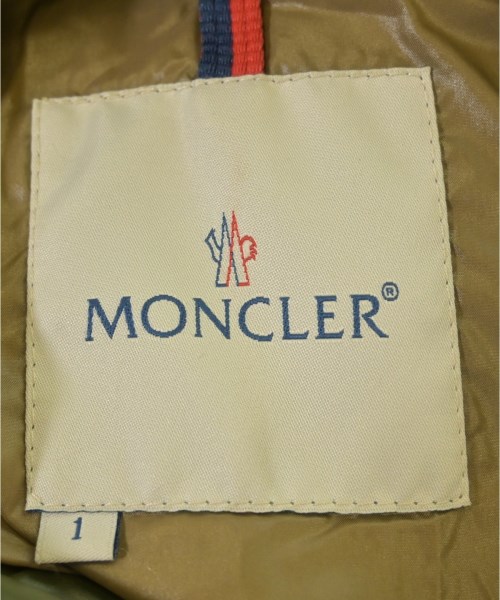 MONCLER（モンクレール）ダウンジャケット/ダウンベスト カーキ サイズ:1(S位) メンズ/2200615488035