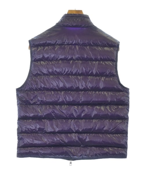 MONCLER（モンクレール）ダウンジャケット/ダウンベスト 紫 サイズ:2(M位) メンズ/2200615638027