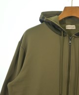 MONCLER（モンクレール）パーカー カーキ サイズ:XL メンズ/2200630220221