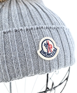 MONCLER（モンクレール）ニットキャップ・ビーニー グレー サイズ:- レディース/2200605995567