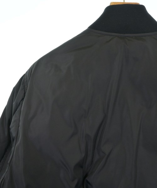 MONCLER（モンクレール）ブルゾン 黒 サイズ:0(XS位) メンズ/2200613725019