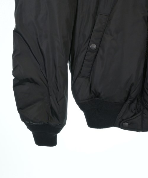 MONCLER（モンクレール）ブルゾン 黒 サイズ:0(XS位) メンズ/2200613725019