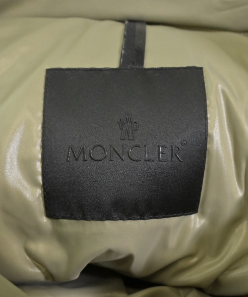 MONCLER（モンクレール）ダウンジャケット/ダウンベスト カーキ サイズ:1(S位) メンズ/2200614315035