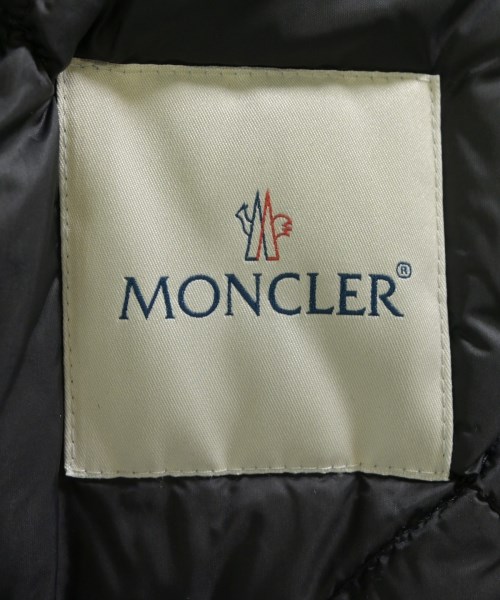 MONCLER（モンクレール）ダウンジャケット/ダウンベスト 黒 サイズ:0(XS位) メンズ/2200614315059