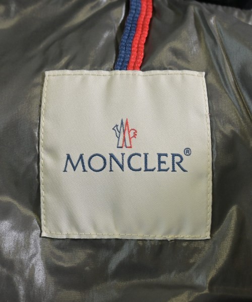 MONCLER（モンクレール）ダウンジャケット/ダウンベスト 黒 サイズ:4(XL位) メンズ/2200614381078