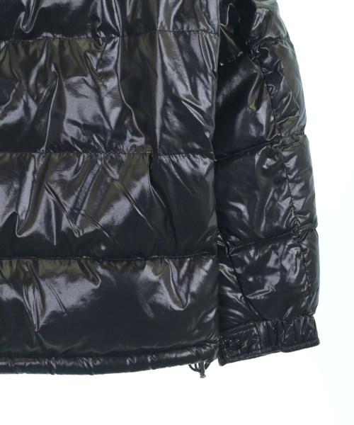 MONCLER（モンクレール）ダウンジャケット/ダウンベスト 黒 サイズ:4(XL位) メンズ/2200614381078