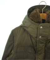 MONCLER（モンクレール）ダウンジャケット/ダウンベスト カーキ サイズ:3(L位) メンズ/2200614840018