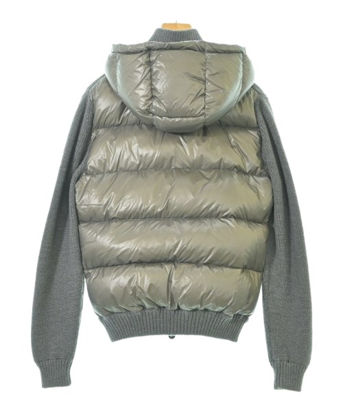 MONCLER（モンクレール）ダウンジャケット/ダウンベスト グレー サイズ:S メンズ/2200607006018