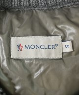 MONCLER（モンクレール）ダウンジャケット/ダウンベスト グレー サイズ:S メンズ/2200607006018