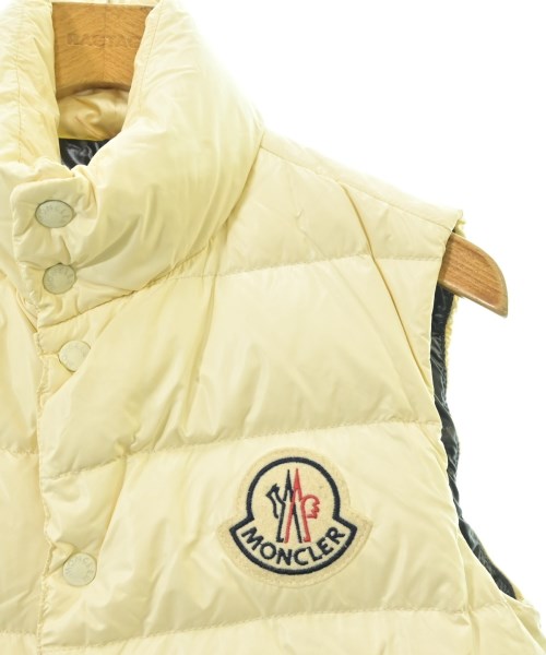 MONCLER（モンクレール）ダウンジャケット/ダウンベスト 黄 サイズ:0(XS位) メンズ/2200609050132