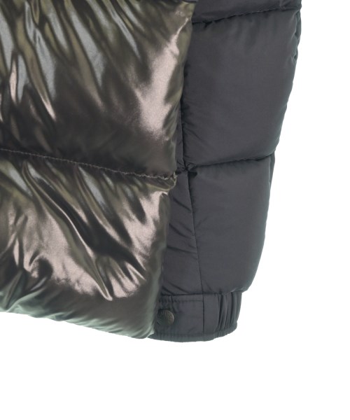 MONCLER（モンクレール）ダウンジャケット/ダウンベスト 紺 サイズ:1(S位) メンズ/2200620210010