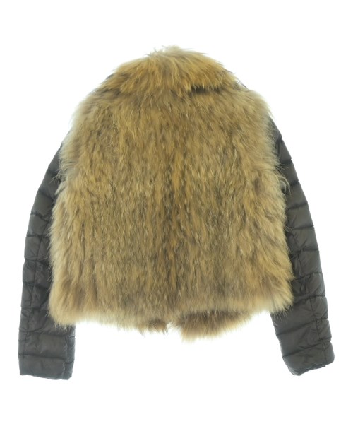 MONCLER（モンクレール）その他 ベージュ サイズ:0(XS位) レディース/2200673280015
