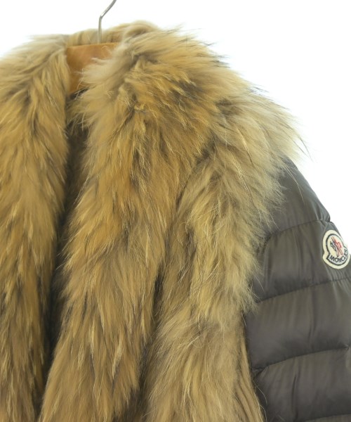 MONCLER（モンクレール）その他 ベージュ サイズ:0(XS位) レディース/2200673280015