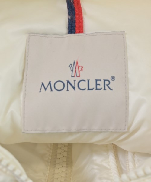 MONCLER（モンクレール）ダウンジャケット/ダウンベスト 白 サイズ:2(M位) メンズ/2200666719294