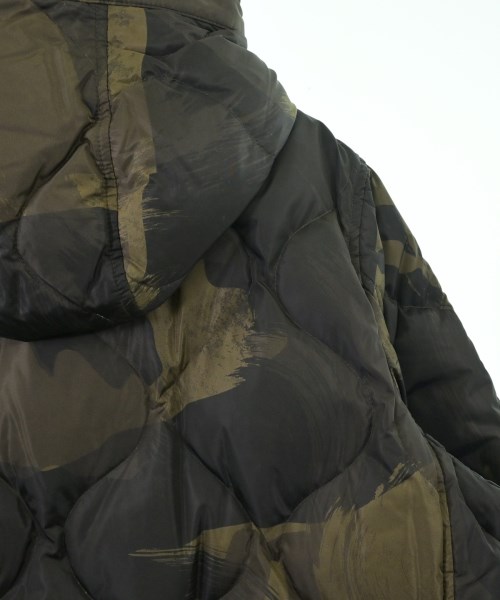 MONCLER（モンクレール）ダウンジャケット/ダウンベスト その他（柄物・カラフル） サイズ:2(M位) メンズ/2200663371013