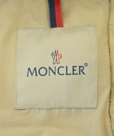 MONCLER（モンクレール）ダウンジャケット/ダウンベスト グレー サイズ:3(L位) メンズ/2200663371068