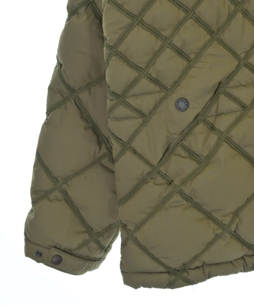MONCLER（モンクレール）ダウンジャケット/ダウンベスト カーキ サイズ:2(M位) メンズ/2200663371075