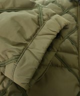 MONCLER（モンクレール）ダウンジャケット/ダウンベスト カーキ サイズ:2(M位) メンズ/2200663371075
