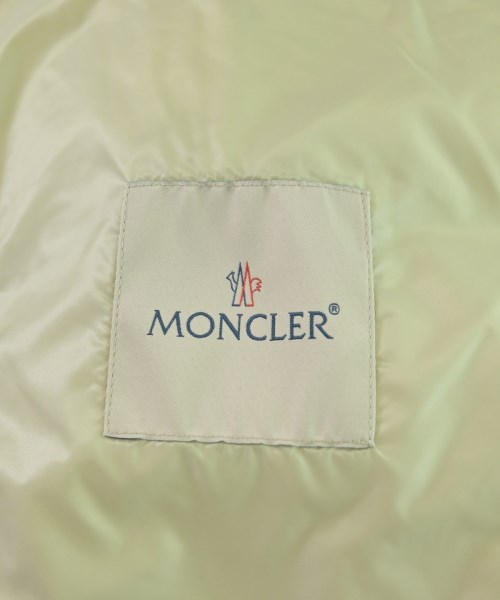 MONCLER（モンクレール）ダウンジャケット/ダウンベスト 白 サイズ:3(L位) メンズ/2200668074186