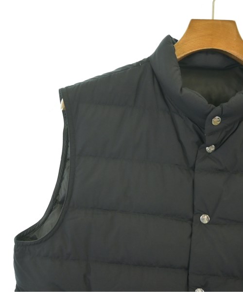 MONCLER（モンクレール）ダウンジャケット/ダウンベスト 黒 サイズ:3(L位) メンズ/2200668074940