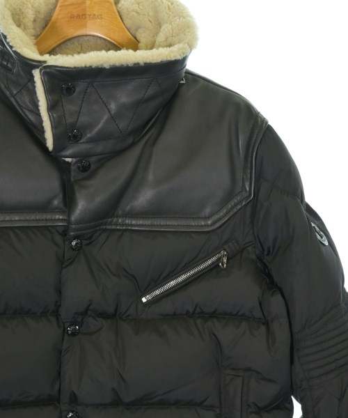 MONCLER（モンクレール）ダウンジャケット/ダウンベスト 黒 サイズ:3(L位) メンズ/2200674551107