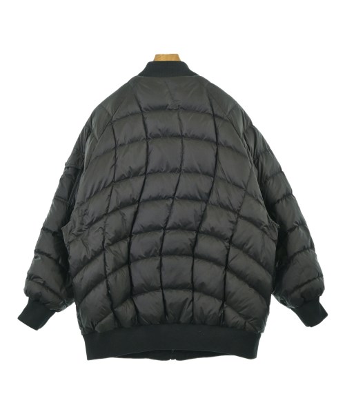 MONCLER（モンクレール）ダウンジャケット/ダウンベスト 黒 サイズ:1(S位) メンズ/2200680908148