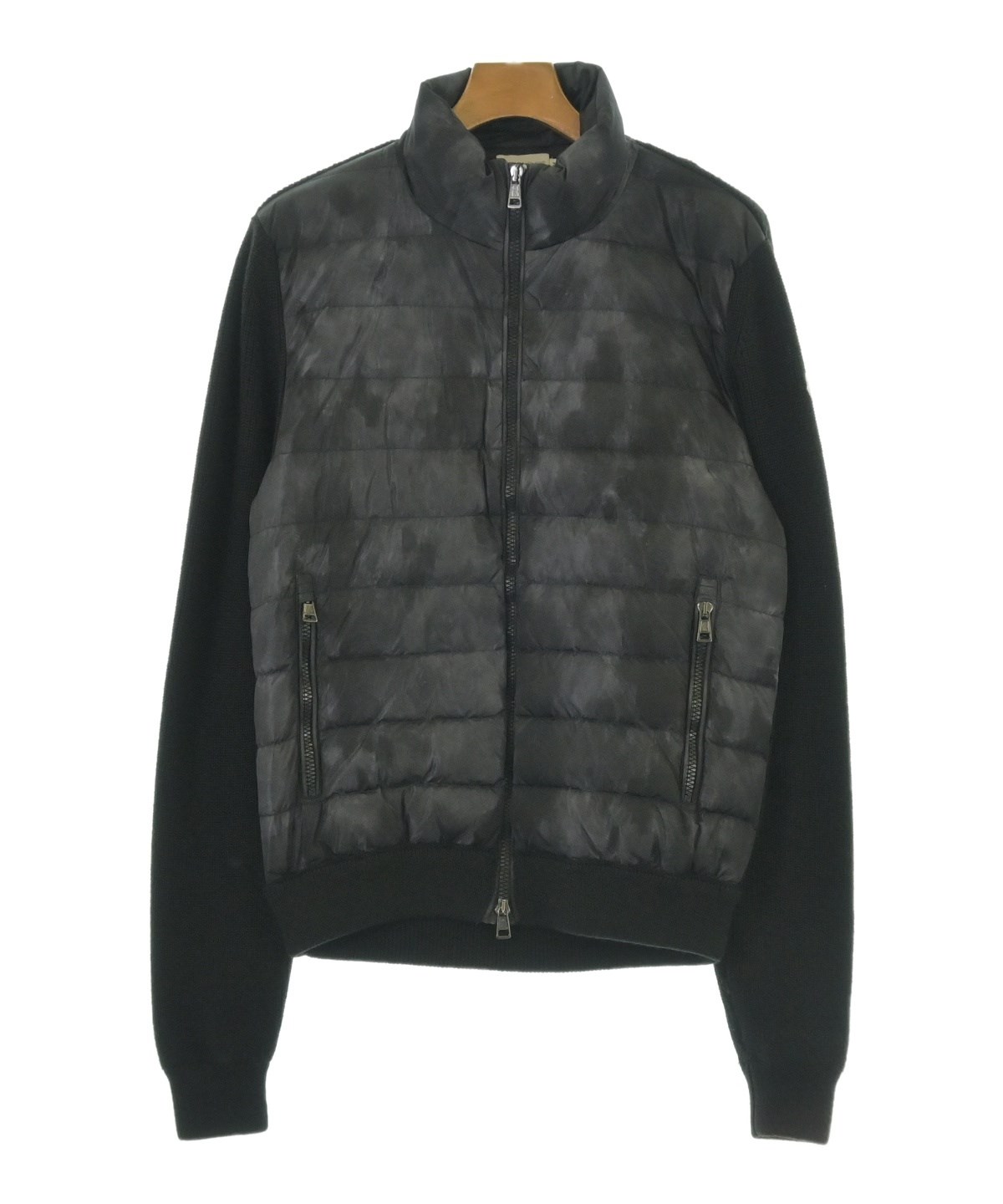 MONCLER（モンクレール）ダウンジャケット/ダウンベスト 黒 サイズ:M
