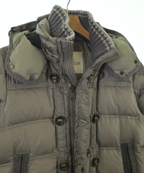 MONCLER（モンクレール）ダウンジャケット/ダウンベスト グレー サイズ:0(XS位) メンズ/2200699536011