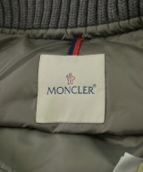 MONCLER（モンクレール）ダウンジャケット/ダウンベスト グレー サイズ:0(XS位) メンズ/2200699536011