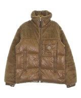MONCLER（モンクレール）ダウンジャケット/ダウンベスト ベージュ サイズ:3(L位) メンズ/2200656193028