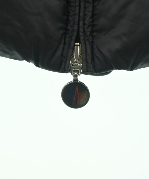 MONCLER（モンクレール）ダウンジャケット/ダウンベスト 黒 サイズ:1(S位) メンズ/2200462411026