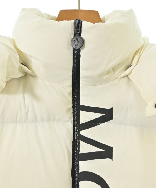MONCLER（モンクレール）ダウンジャケット/ダウンベスト 白 サイズ:2(M位) メンズ/2200657352011