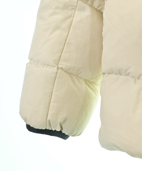 MONCLER（モンクレール）ダウンジャケット/ダウンベスト 白 サイズ:2(M位) メンズ/2200657352028