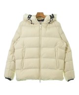 MONCLER（モンクレール）ダウンジャケット/ダウンベスト 白 サイズ:2(M位) メンズ/2200657352028