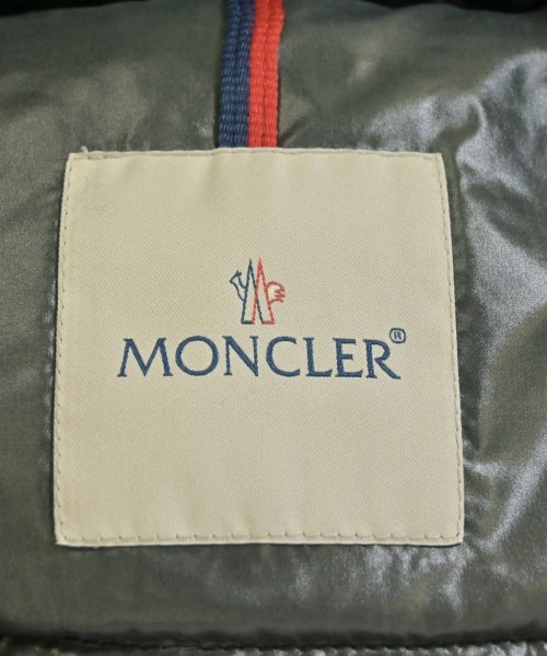 MONCLER（モンクレール）ダウンジャケット/ダウンベスト 黒 サイズ:2(M位) メンズ/2200704888050