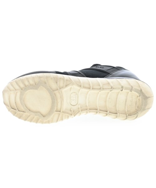 MONCLER（モンクレール）スニーカー 黒 サイズ:EU38(24.5cm位) レディース/2200716385080