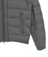 MONCLER（モンクレール）ダウンジャケット/ダウンベスト グレー サイズ:1(S位) メンズ/2200717718030