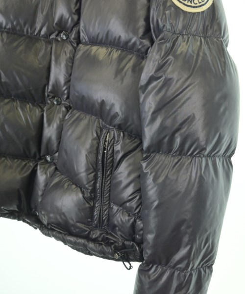 MONCLER（モンクレール）ダウンジャケット/ダウンベスト 紺 サイズ:2(M位) メンズ/2200718294014