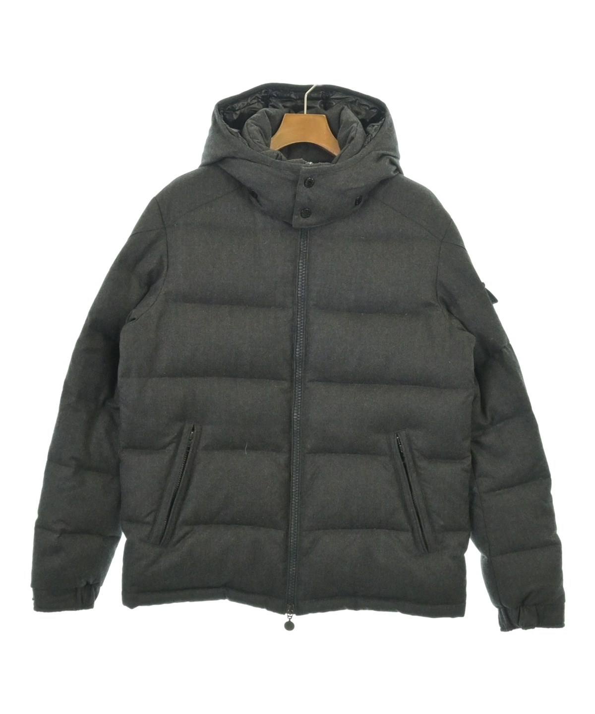 MONCLER（モンクレール）ダウンジャケット/ダウンベスト グレー サイズ