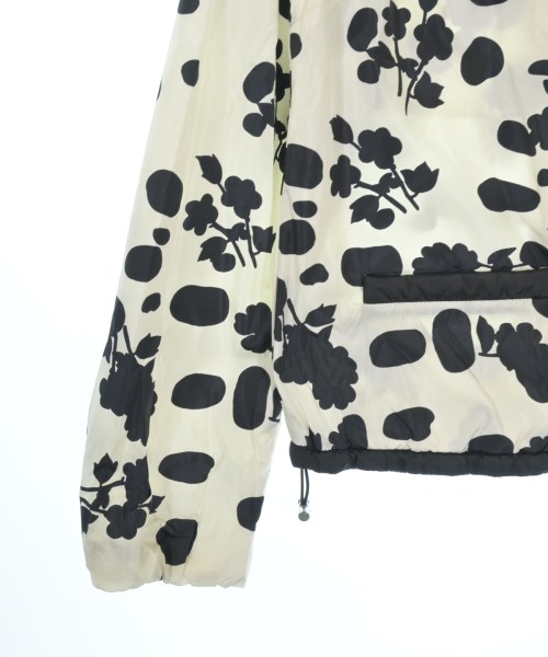 MONCLER（モンクレール）マウンテンパーカー 白 サイズ:2(M位) レディース/2200634044342