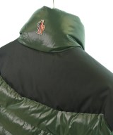 MONCLER GRENOBLE（モンクレールグルノーブル）ダウンジャケット/ダウンベスト 緑 サイズ:-(L位) メンズ/2200646450087