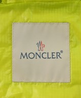 MONCLER（モンクレール）ダウンジャケット/ダウンベスト 黄 サイズ:3(L位) メンズ/2200646675046