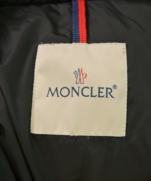 MONCLER（モンクレール）ダウンジャケット/ダウンベスト 黒 サイズ:3(L位) メンズ/2200630508015