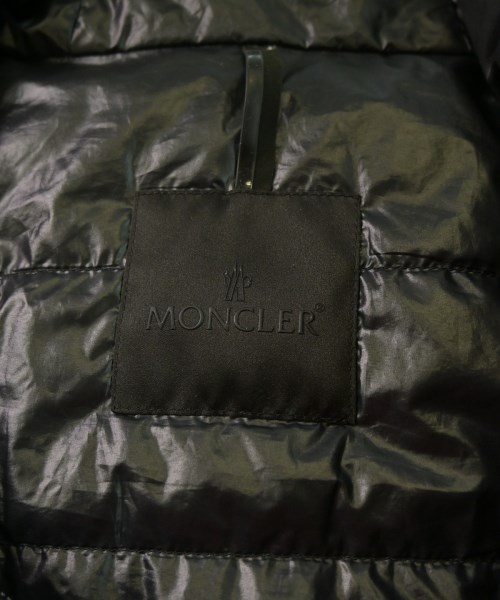 MONCLER（モンクレール）ダウンジャケット/ダウンベスト 黒 サイズ:2(M位) メンズ/2200651970020