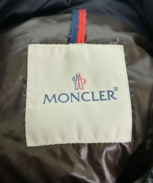 MONCLER（モンクレール）ダウンジャケット/ダウンベスト 紺 サイズ:2(M位) メンズ/2200638702095