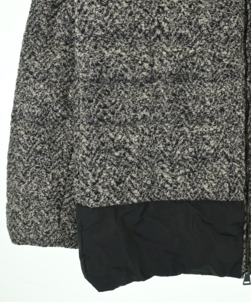 MONCLER（モンクレール）ダウンジャケット/ダウンベスト グレー サイズ:0(XS位) レディース/2200653660011