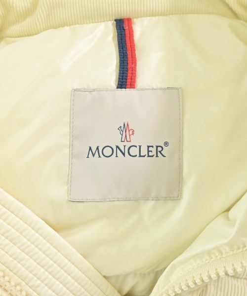 MONCLER（モンクレール）ダウンジャケット/ダウンベスト 白 サイズ:-(L位) メンズ/2200704561045