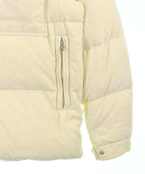 MONCLER（モンクレール）ダウンジャケット/ダウンベスト 白 サイズ:-(L位) メンズ/2200704561045